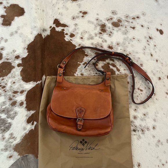 Patricia Nash London Saddle Bag